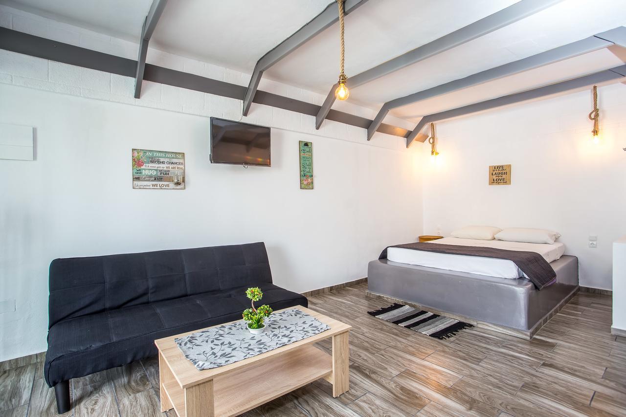 Toula'S Apartments Faliraki Zewnętrze zdjęcie